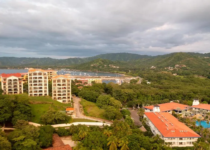Ocean-View Apt W/ Pool In Oceanica Resort